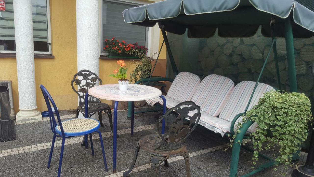Pokoje Goscinne Zaglobianka Przemyśl Extérieur photo